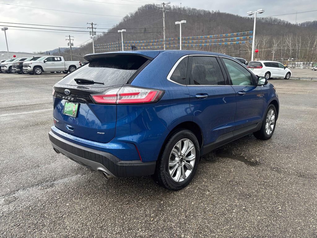 Used 2024 Ford Edge Titanium image 5