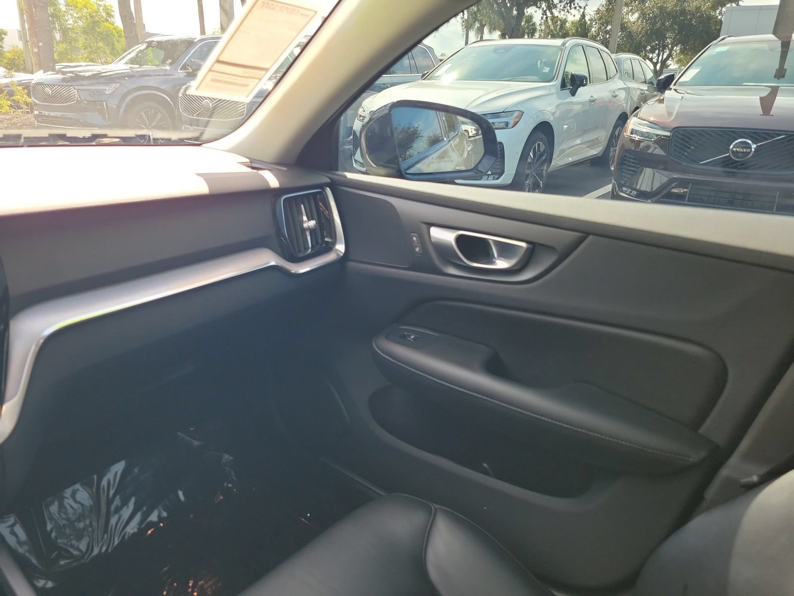 Used 2024 Volvo S60 B5 Core FWD image 15