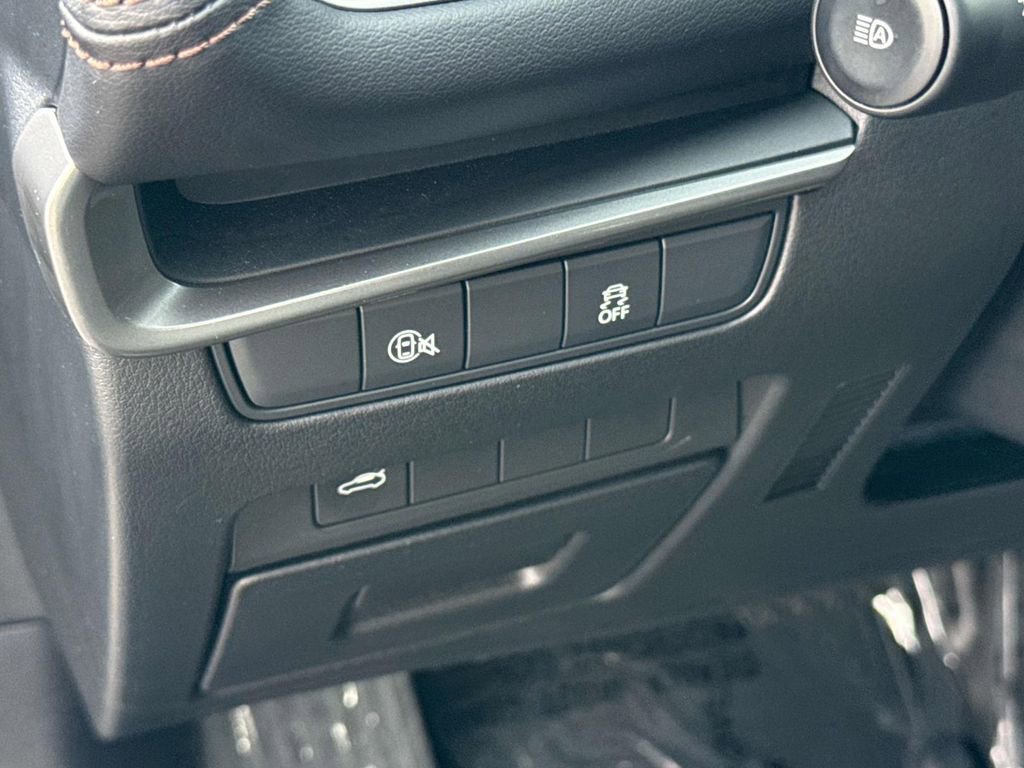 Certified 2025 MAZDA MAZDA3 s image 26