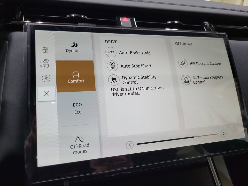 New 2026 Land Rover Range Rover Velar Dynamic SE image 33