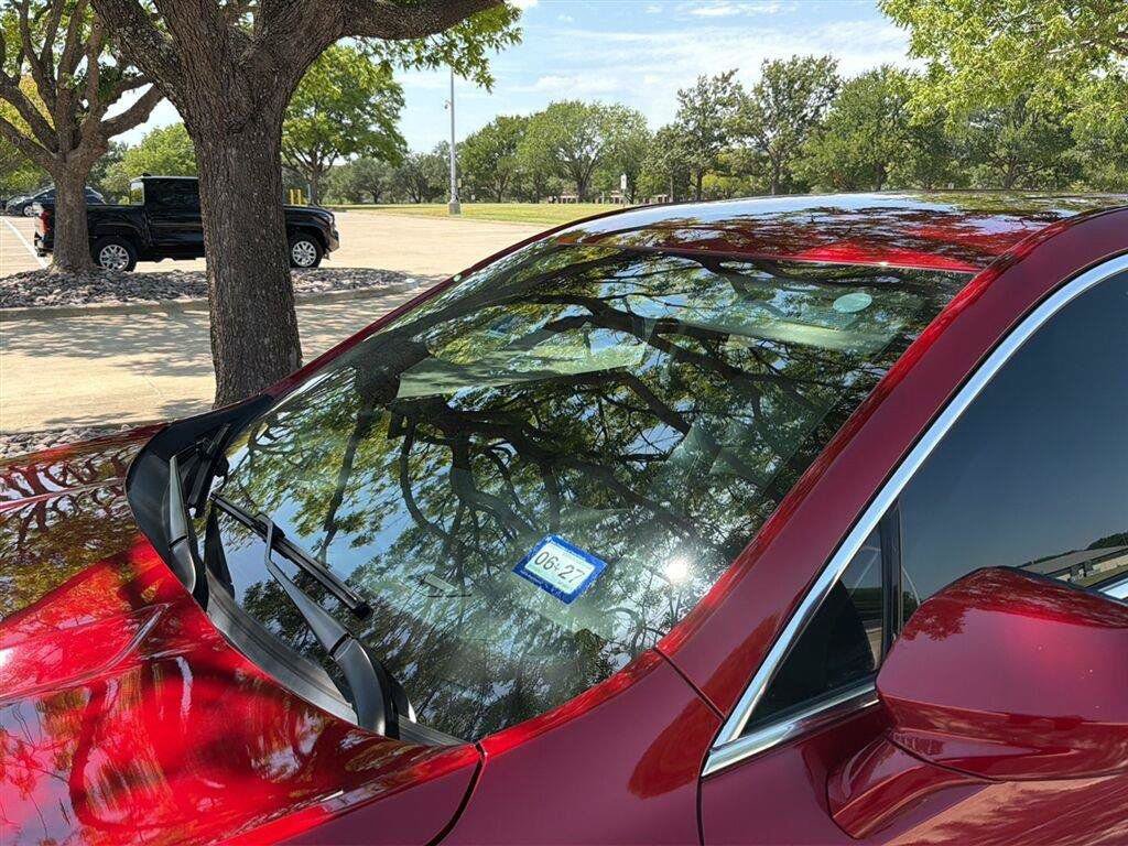 Used 2021 Cadillac XT4 Luxury FWD image 4