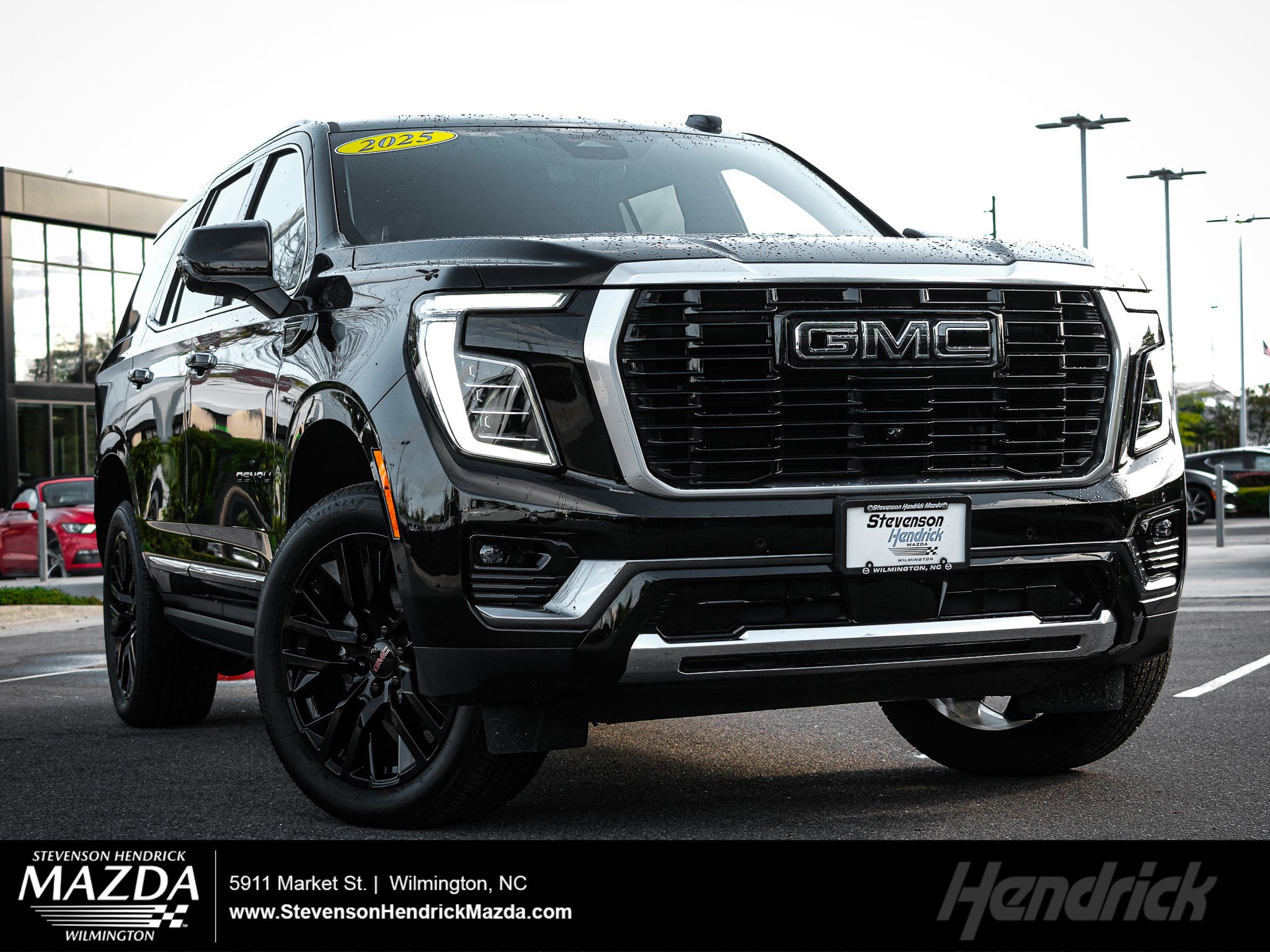 Used 2025 GMC Yukon Denali Ultimate image 1