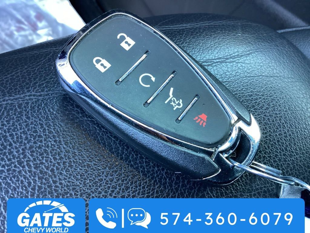 Used 2023 Chevrolet Traverse LT image 30