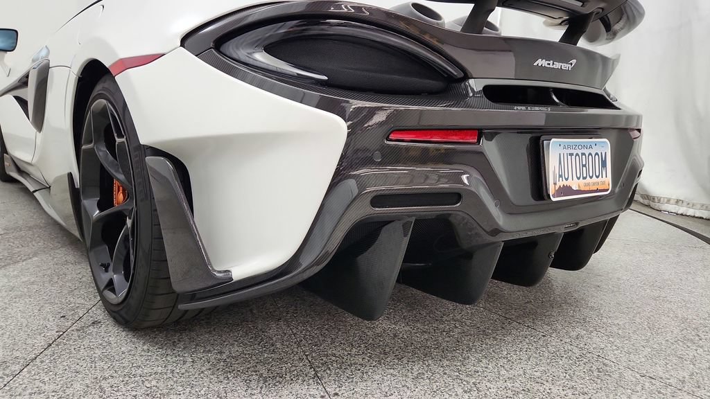 Used 2019 McLaren 600LT RWD image 25