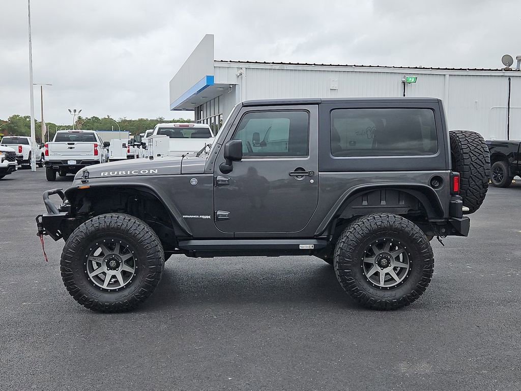 Used 2018 Jeep Wrangler Rubicon w/ Power Convenience Group AWD/4WD image 3