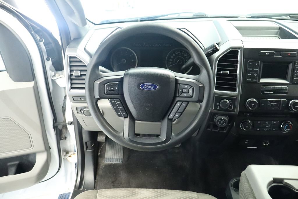 Used 2016 Ford F150 XLT w/ Heavy-Duty Payload Package image 27