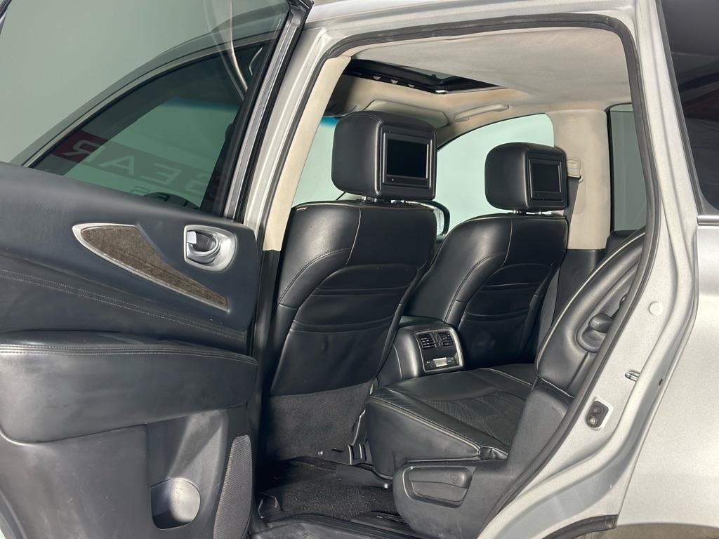 Used 2013 INFINITI JX35 AWD w/ Premium Pkg image 12