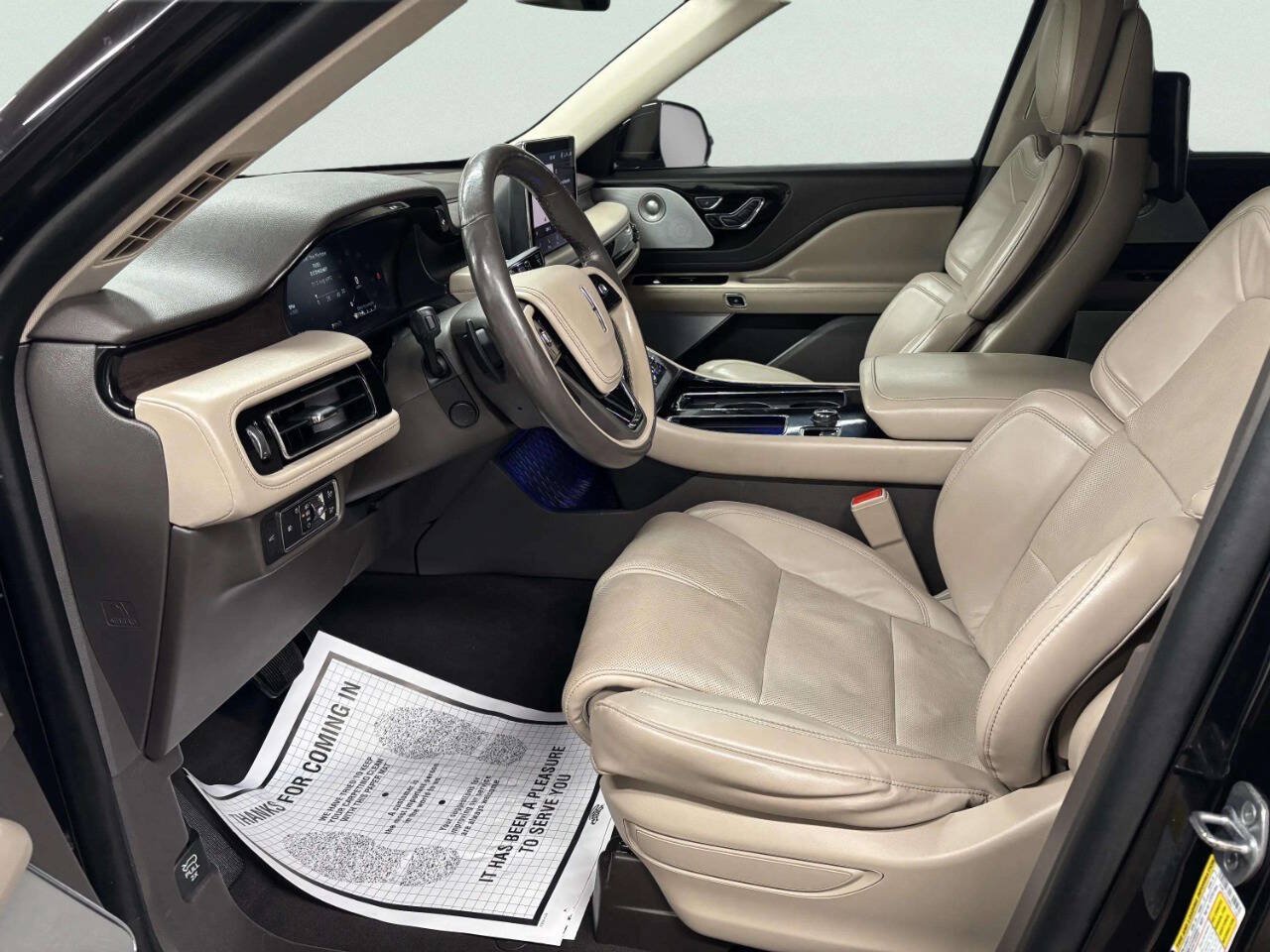Used 2021 Lincoln Aviator Reserve w/ Equipment Group 202A AWD/4WD image 15