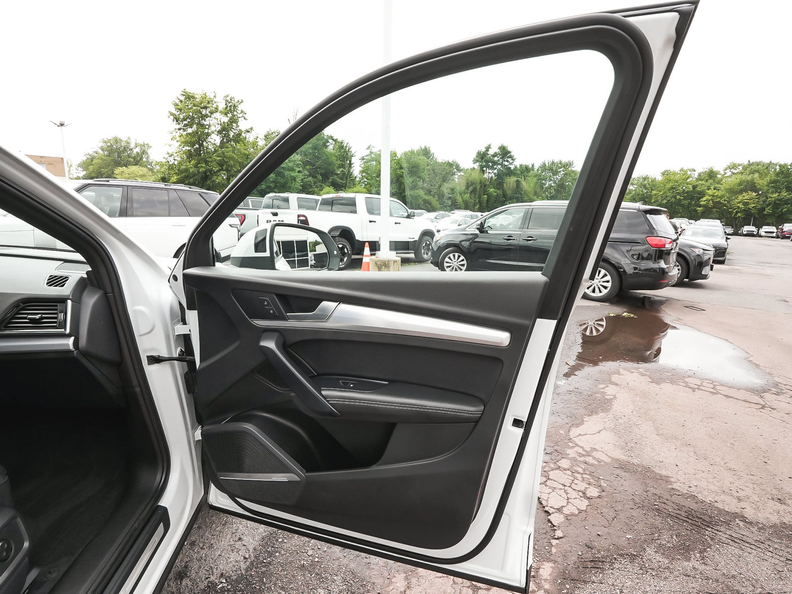 Used 2023 Audi Q5 2.0T Prestige w/ Prestige Package AWD/4WD image 14