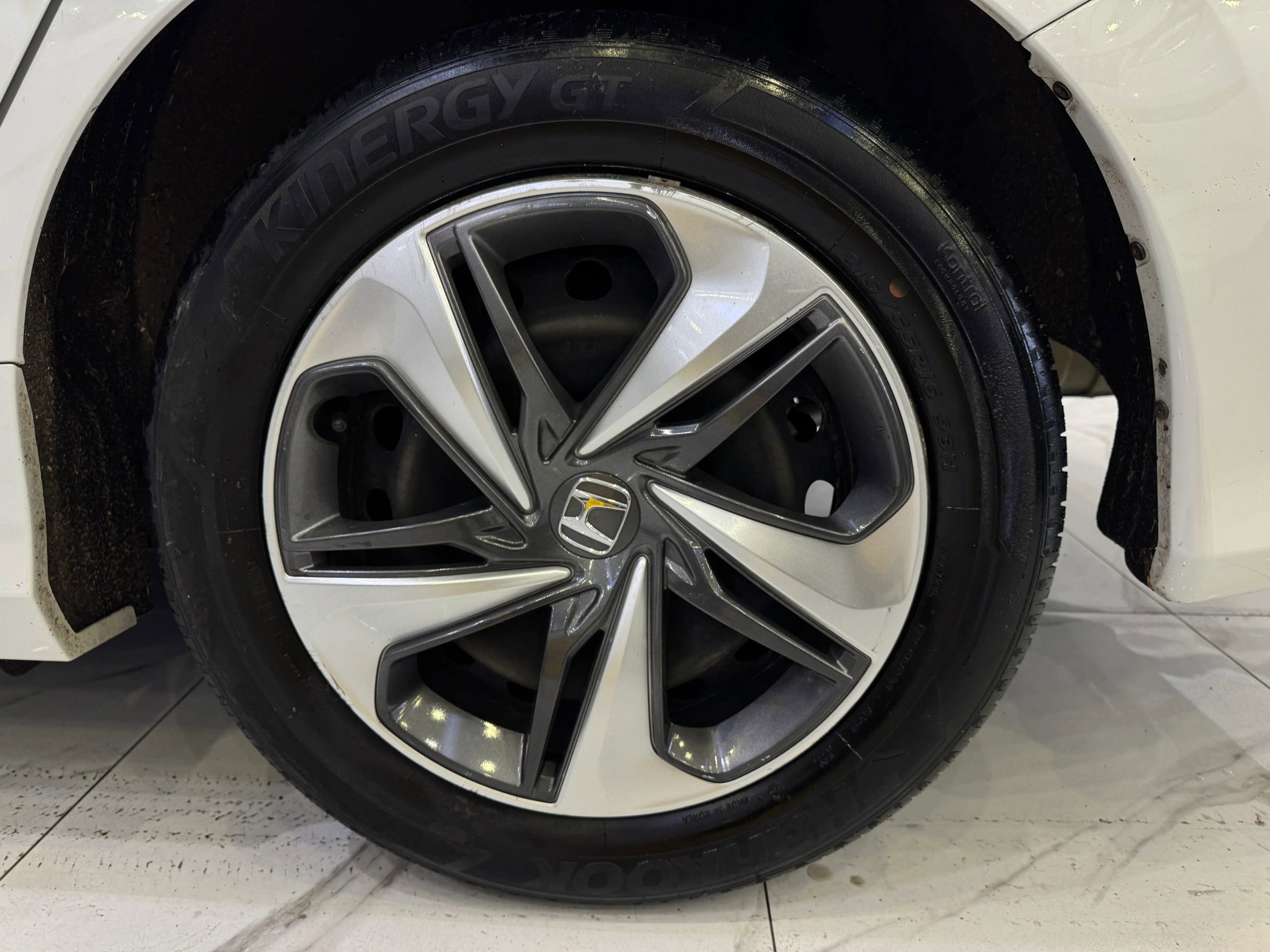 Used 2020 Honda Civic LX image 8