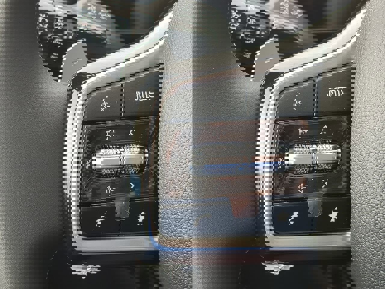 New 2026 Kia Carnival SX image 24