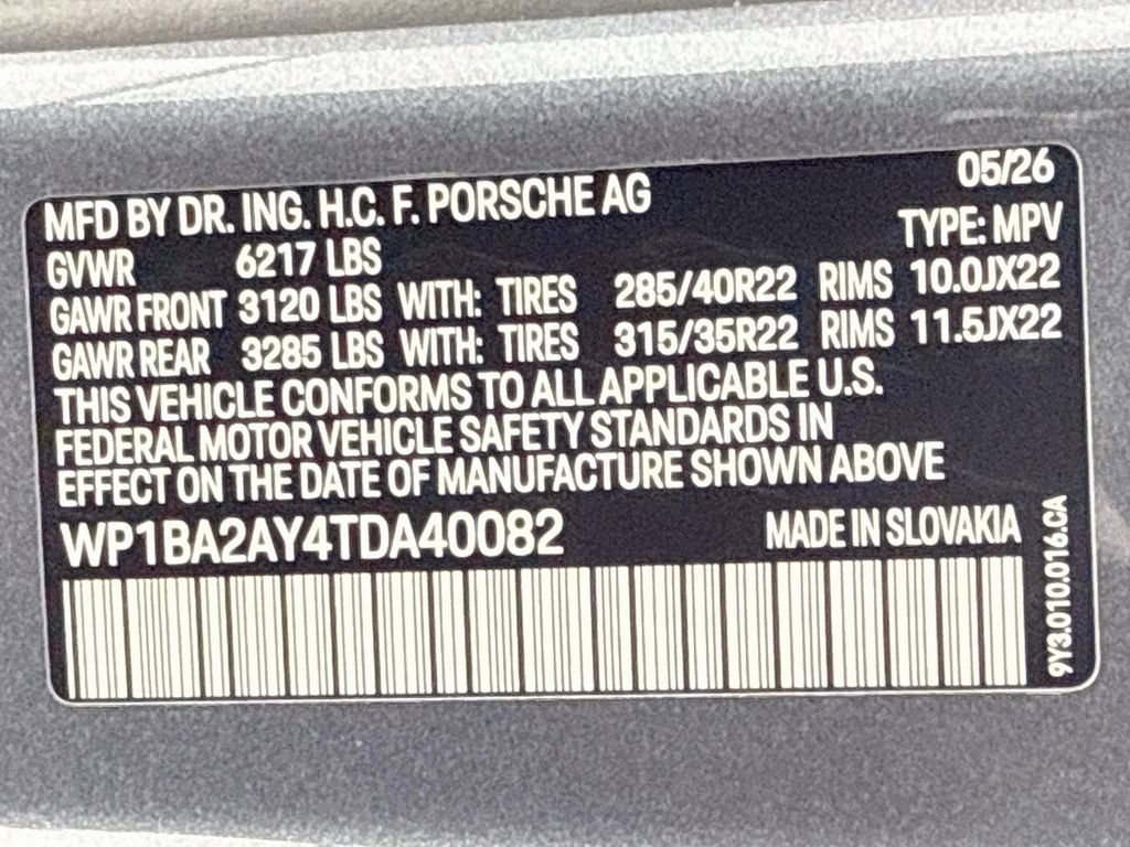 New 2026 Porsche Cayenne Coupe AWD/4WD image 34