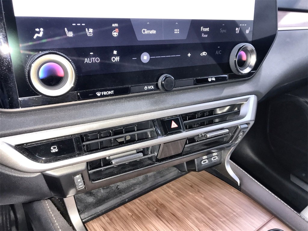 Used 2024 Lexus RX 350 Premium image 18