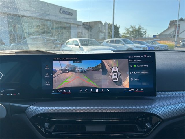 New 2025 BMW 330i xDrive Sedan w/ M Sport Package image 22