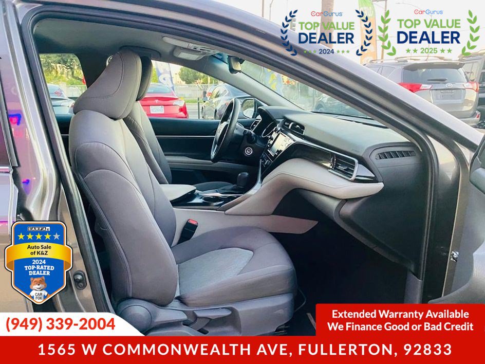 Used 2020 Toyota Camry LE FWD image 16