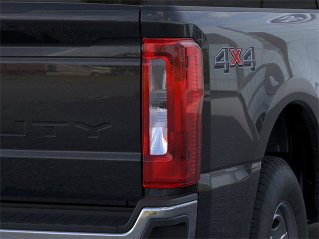 New 2026 Ford F250 XL image 21