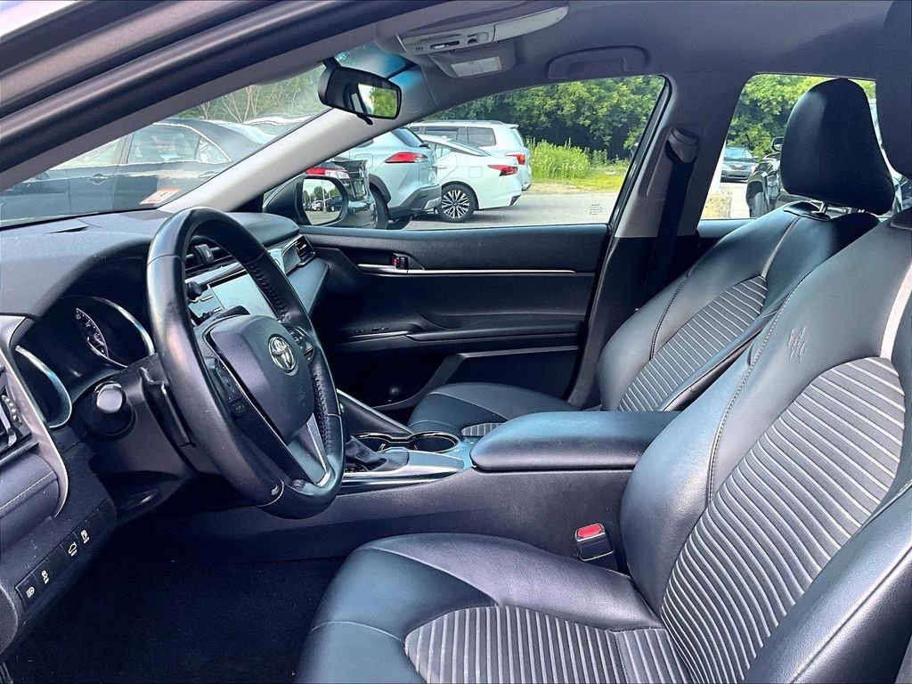 Certified 2020 Toyota Camry SE FWD image 4