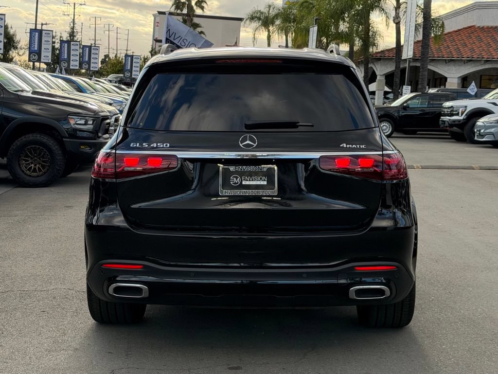 Used 2025 Mercedes-Benz GLS 450 4MATIC image 11
