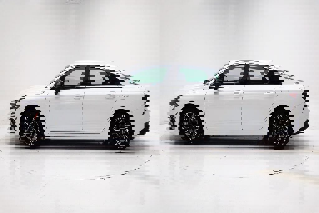 Used 2025 Kia K5 GT-Line image 6