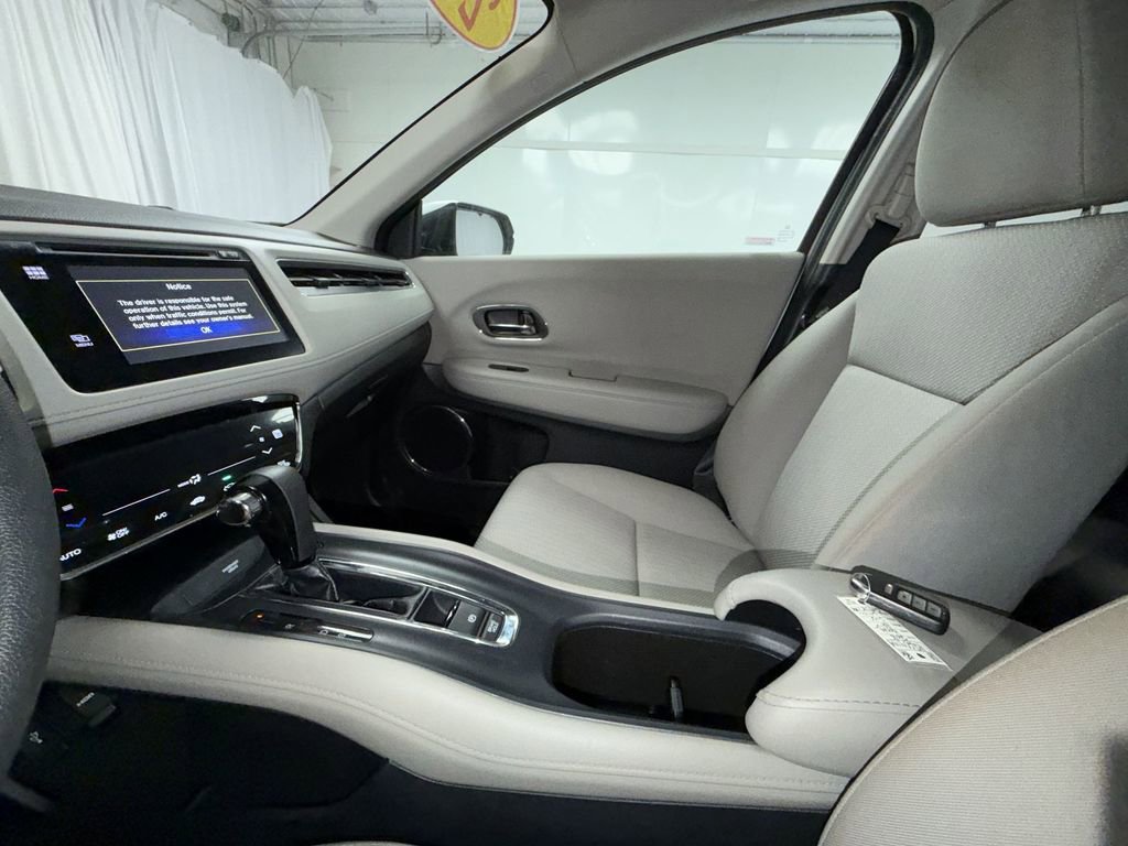 Used 2016 Honda HR-V EX image 22