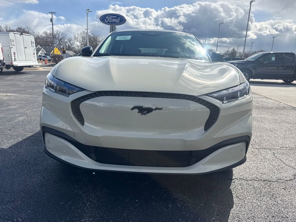 Used 2025 Ford Mustang Mach-E Select image 3