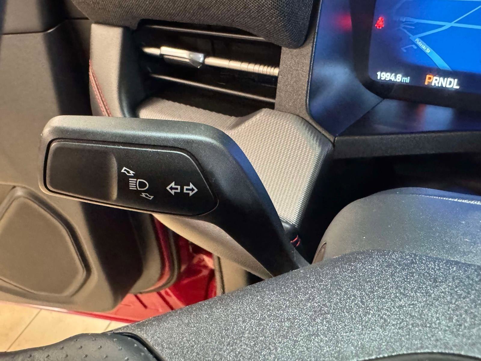 Certified 2026 Ford Explorer ST-Line w/ ST-Line Street Pack image 28