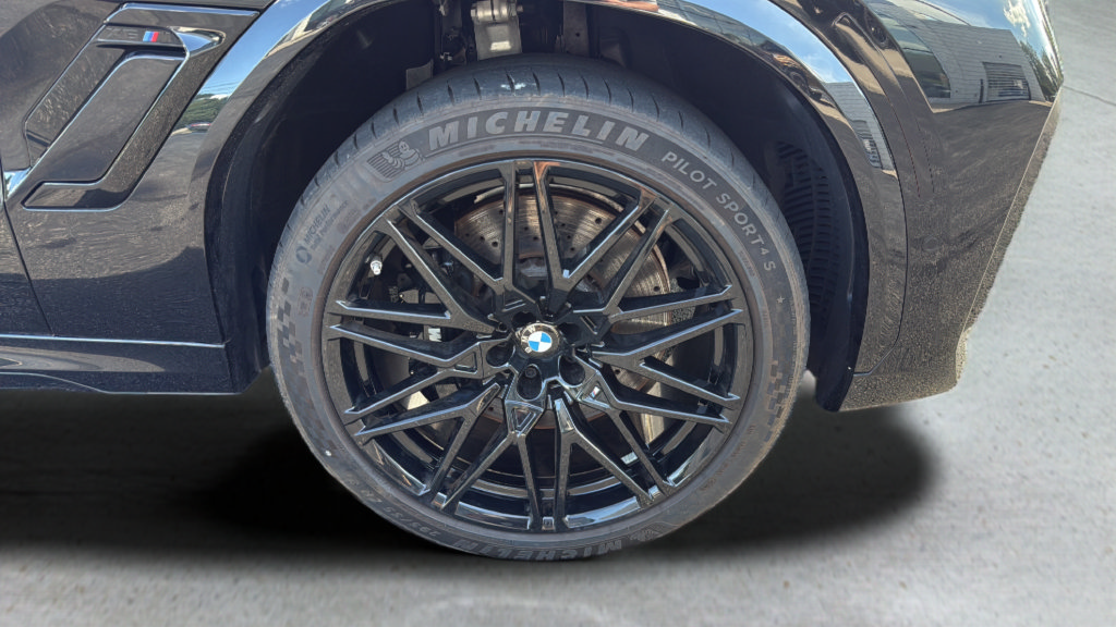 Used 2025 BMW X6 M Competition w/ Executive Package AWD/4WD image 13