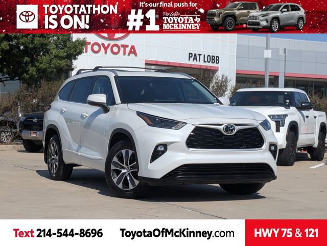 Used 2022 Toyota Highlander XLE