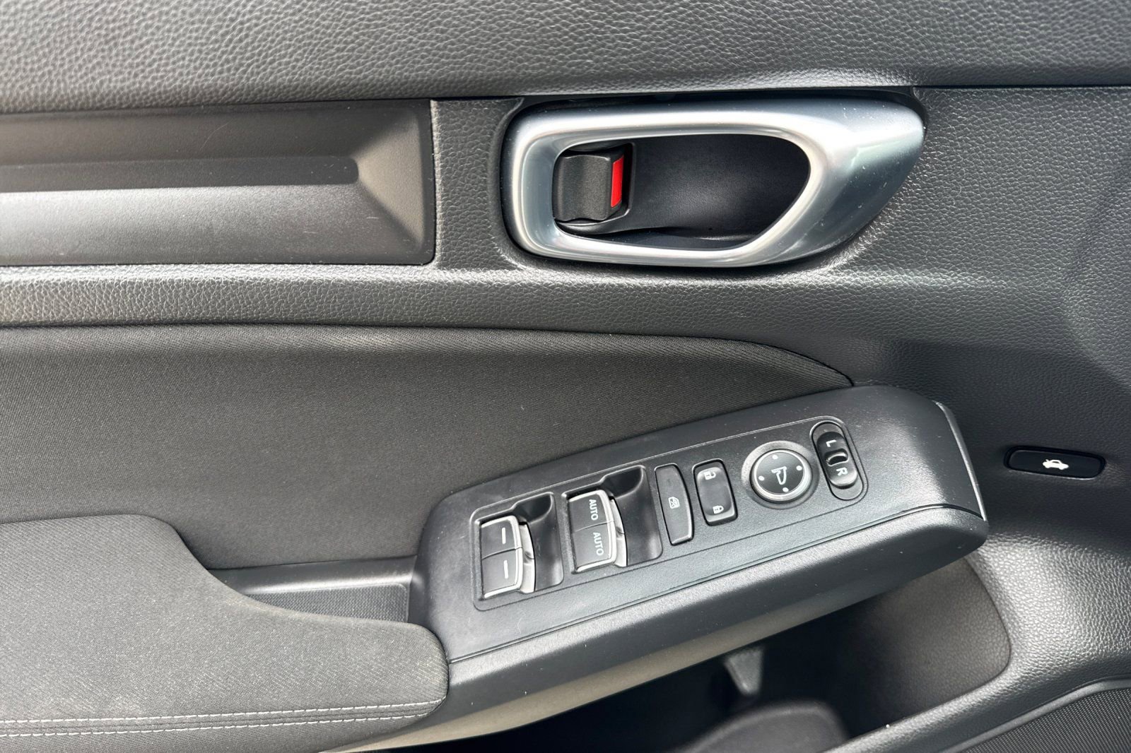 Used 2022 Honda Civic Sport image 12