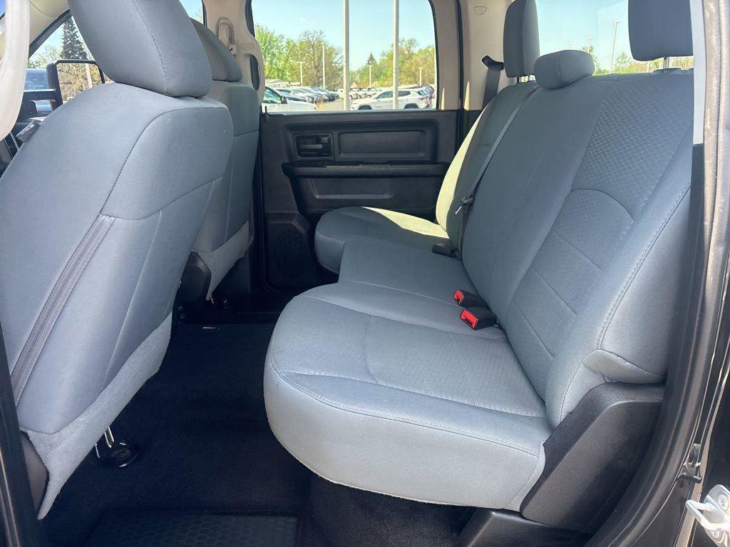 Used 2016 RAM 3500 Tradesman w/ Chrome Appearance Group image 10
