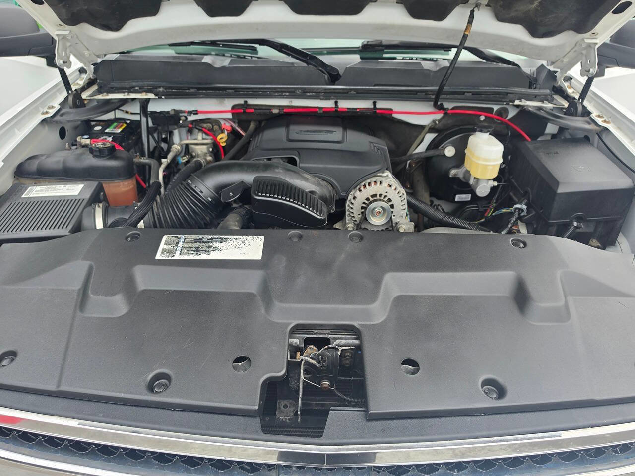 Used 2008 Chevrolet Silverado 1500 LT w/ Power Pack Plus AWD/4WD image 45
