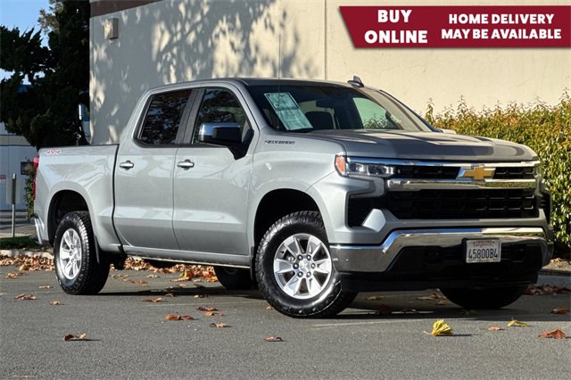 Used 2025 Chevrolet Silverado 1500 LT image 1