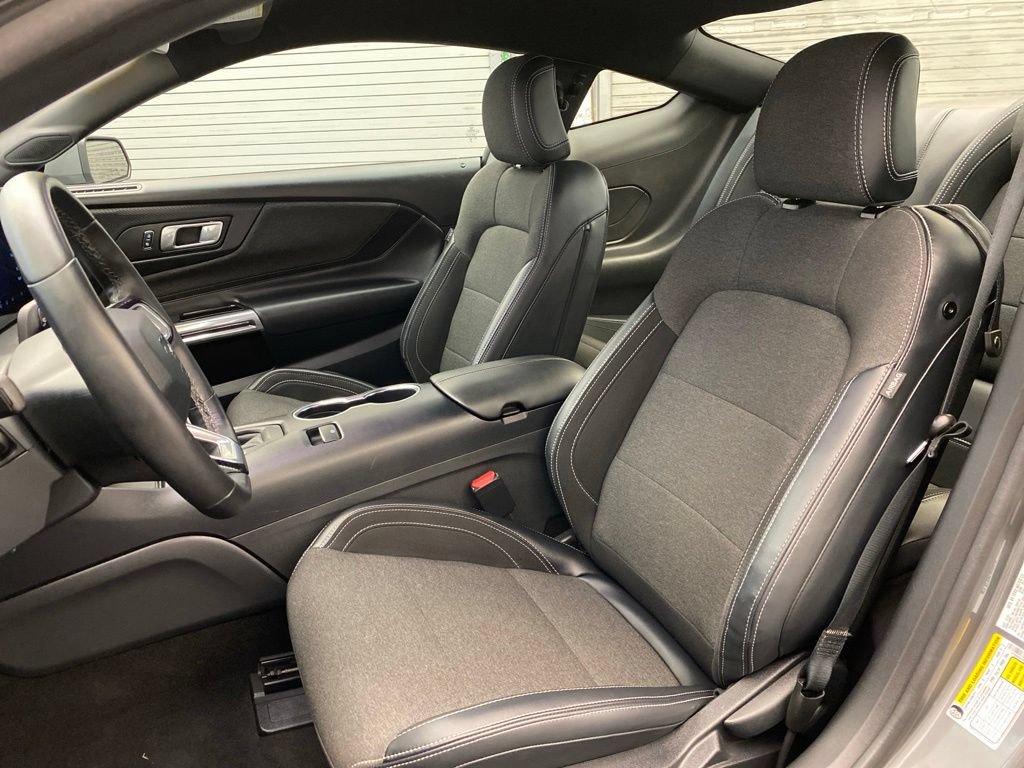 Used 2025 Ford Mustang Coupe RWD image 20