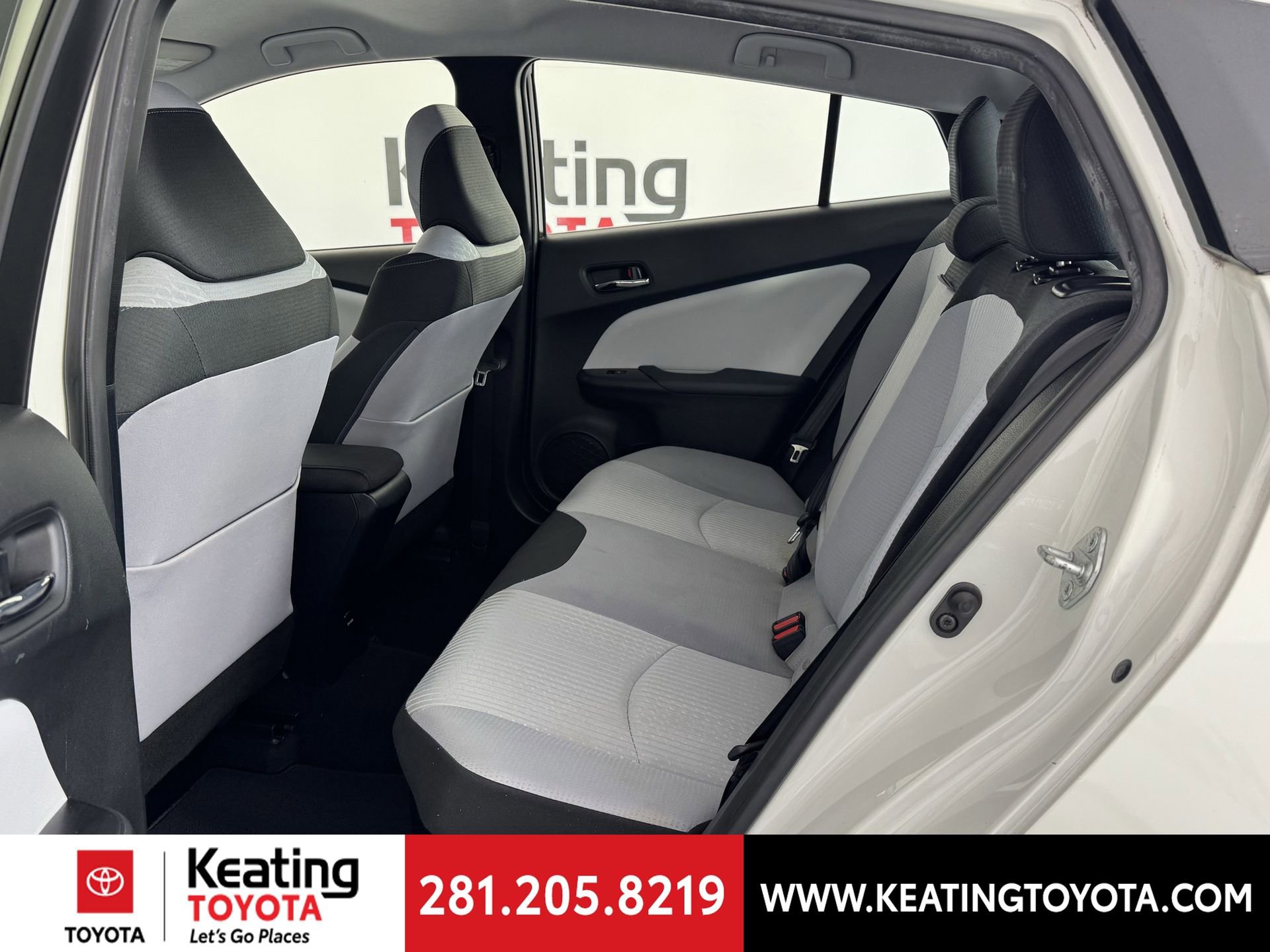 Used 2017 Toyota Prius Two image 15