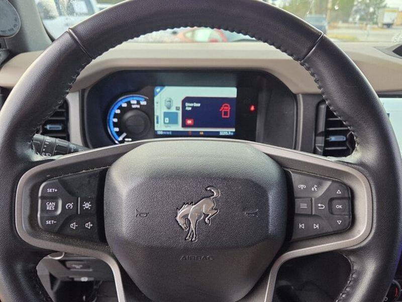 Used 2024 Ford Bronco Wildtrak AWD/4WD image 12