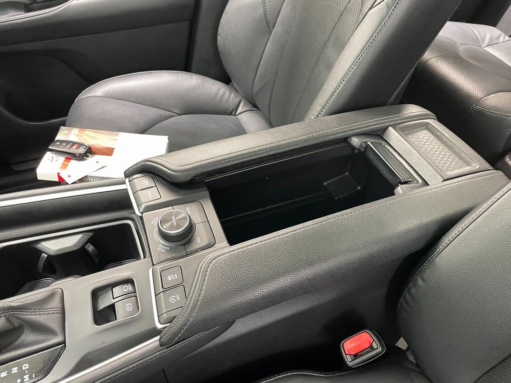 Used 2024 Toyota Grand Highlander XLE image 40