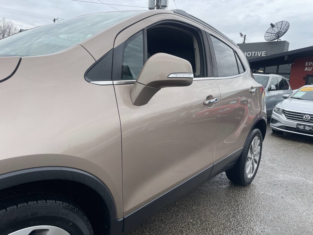 Used 2019 Buick Encore Preferred w/ Safety Package FWD image 10