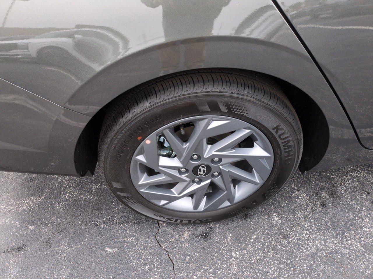 New 2026 Hyundai Elantra Hybrid FWD image 9