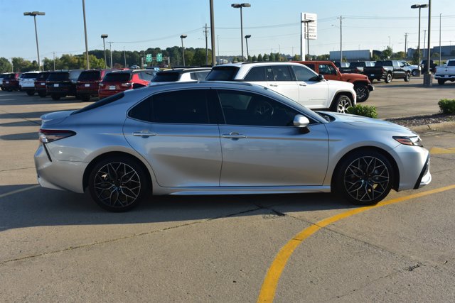 Used 2024 Toyota Camry XSE image 4
