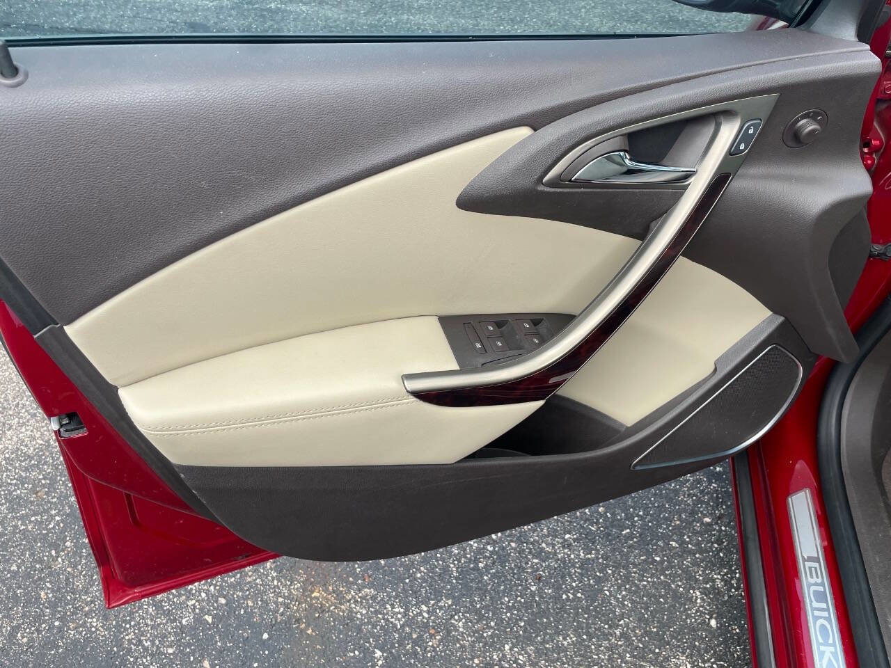 Used 2016 Buick Verano image 4