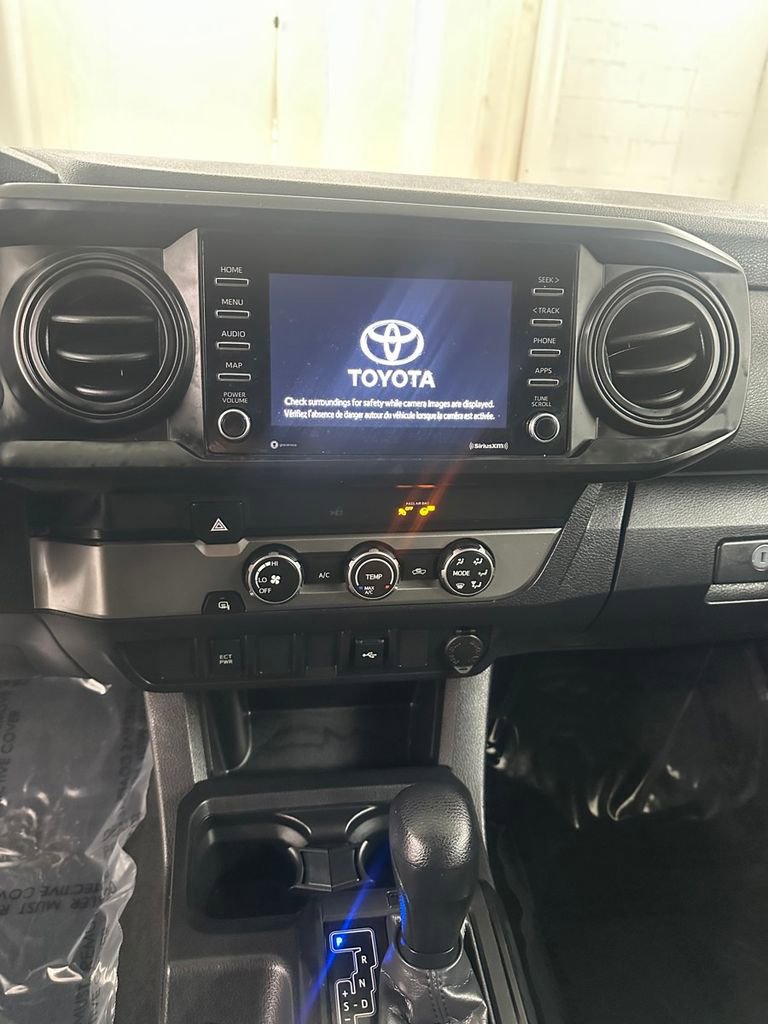 Used 2022 Toyota Tacoma SR image 21