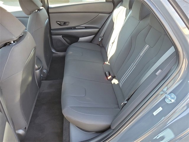 Used 2025 Hyundai Elantra Sport image 20