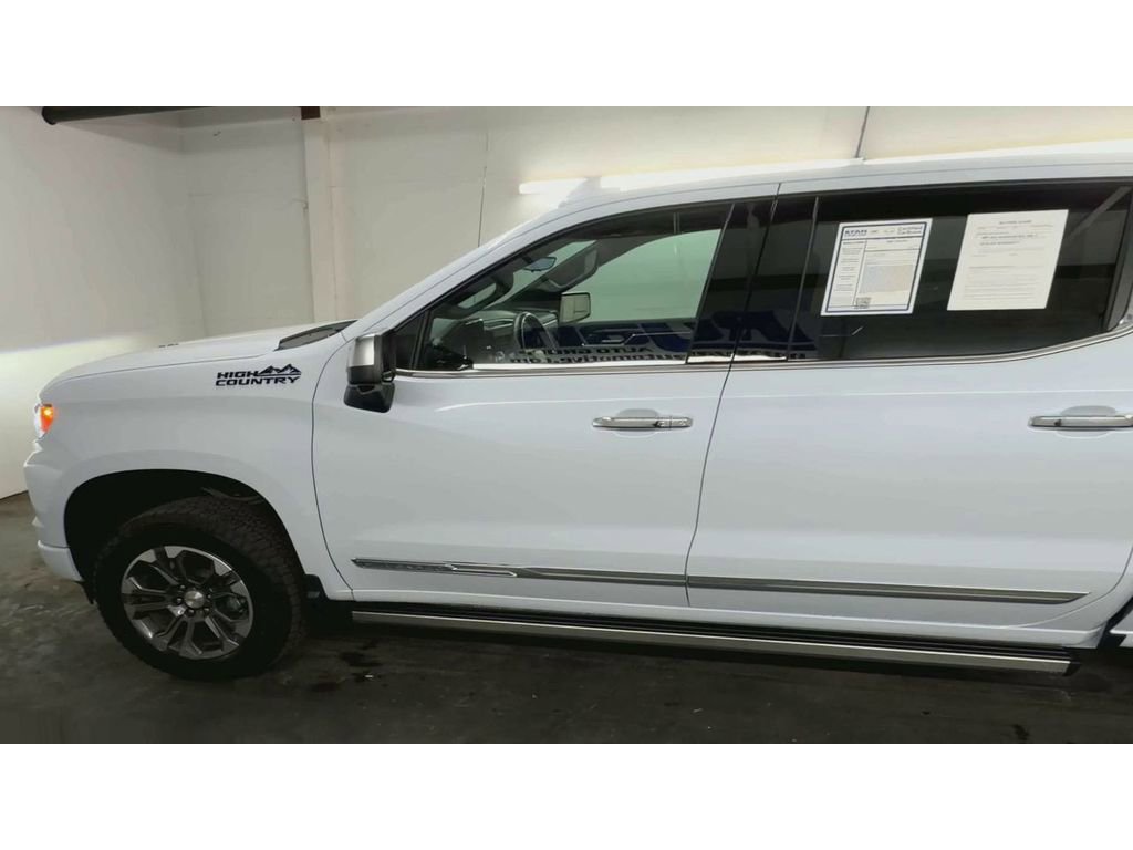 Used 2026 Chevrolet Silverado 1500 High Country w/ Technology Package image 5