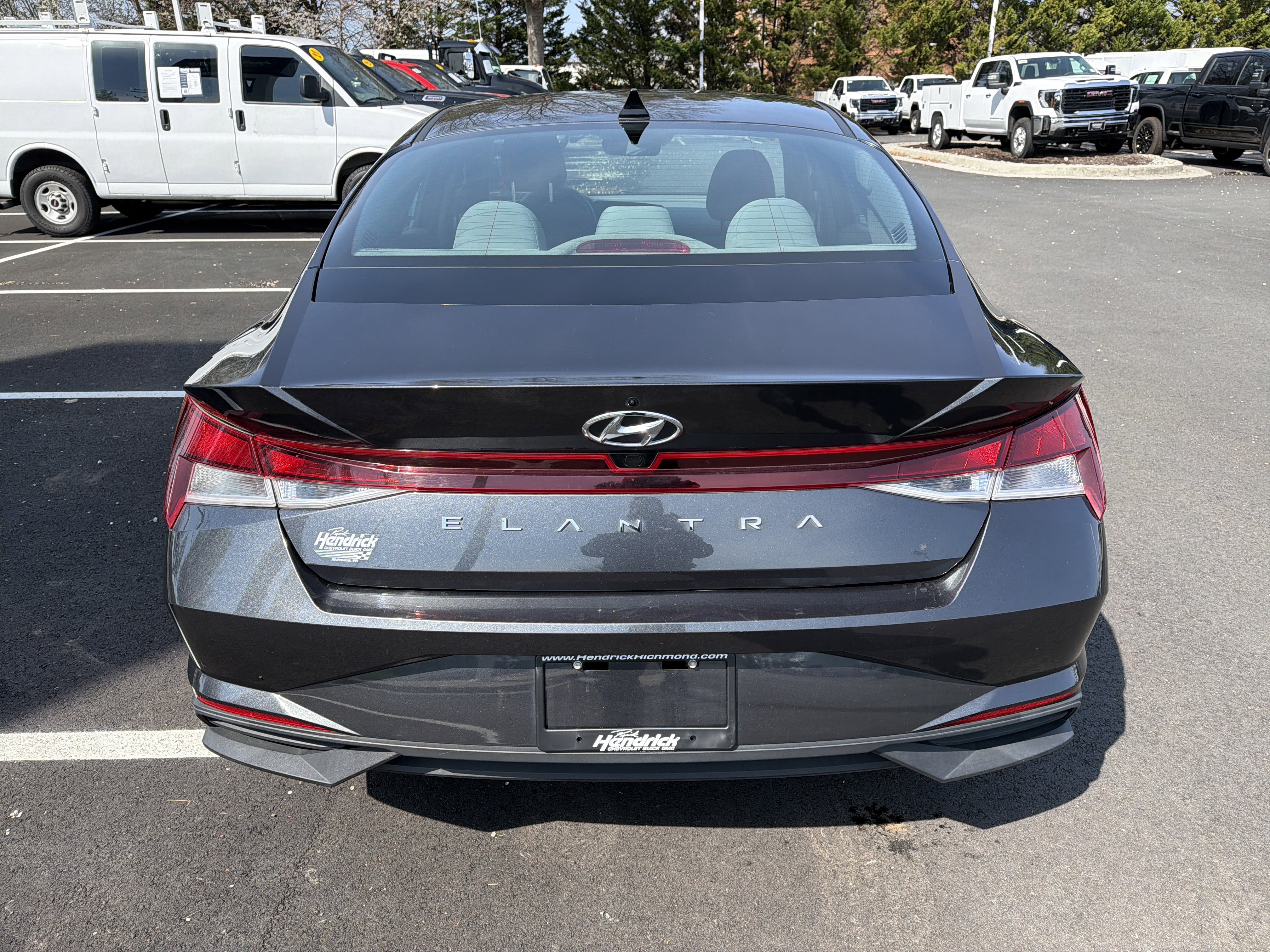 Used 2023 Hyundai Elantra SEL image 9