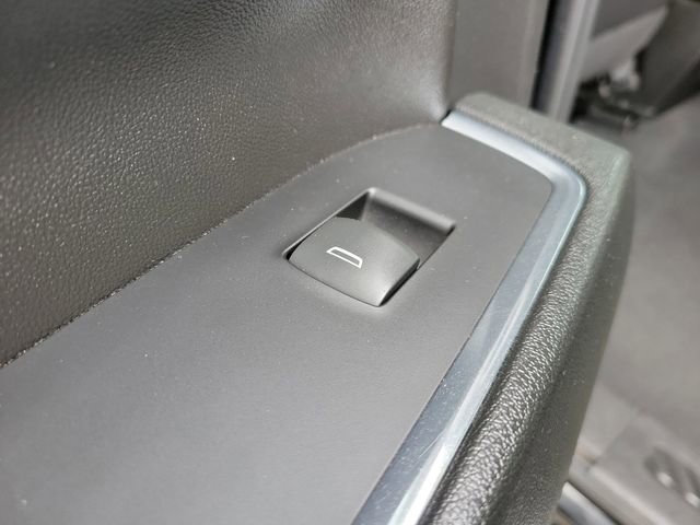 Used 2024 GMC Sierra 1500 SLT image 18