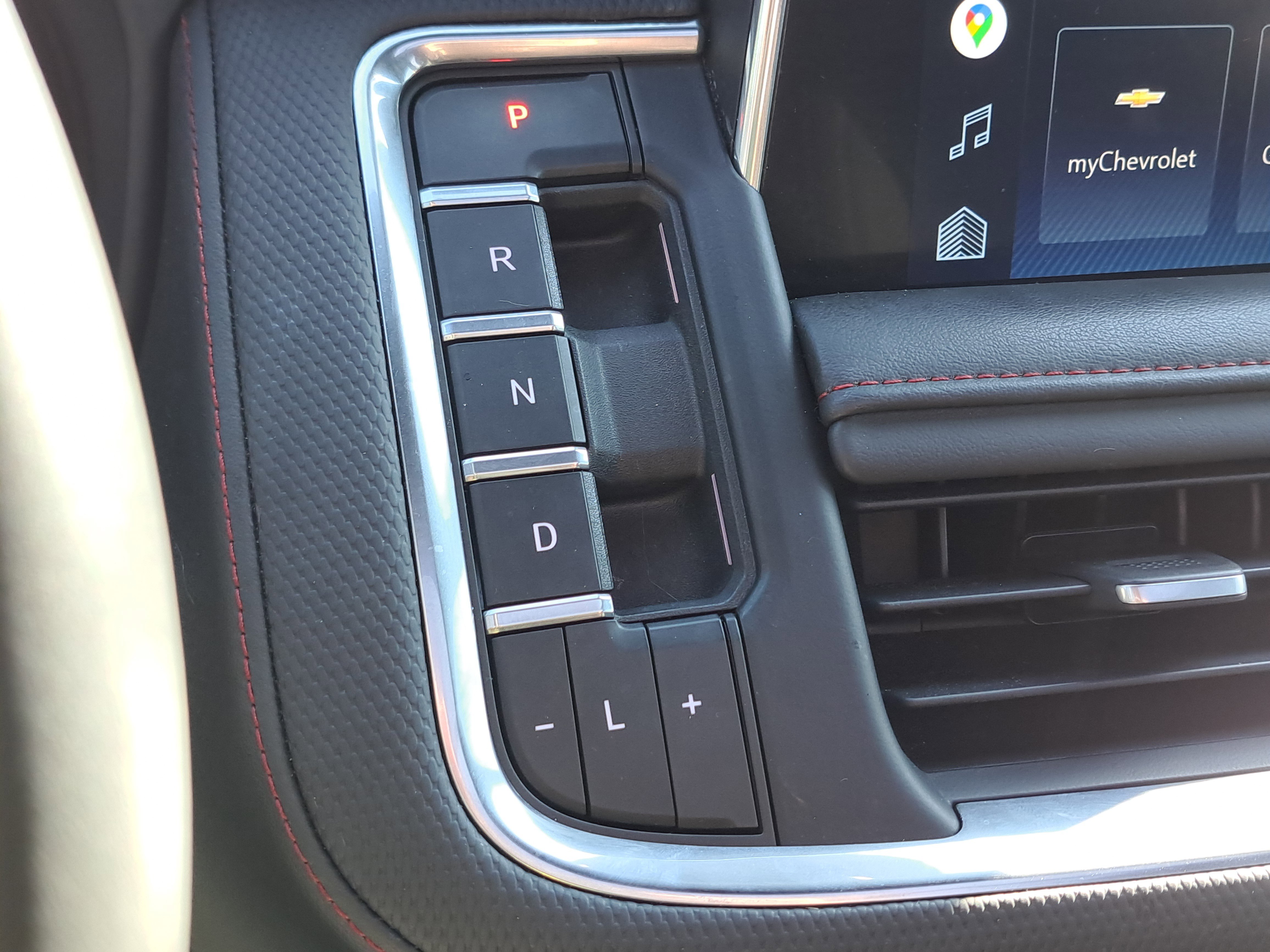 Used 2022 Chevrolet Tahoe RST w/ Sport Performance Package image 24