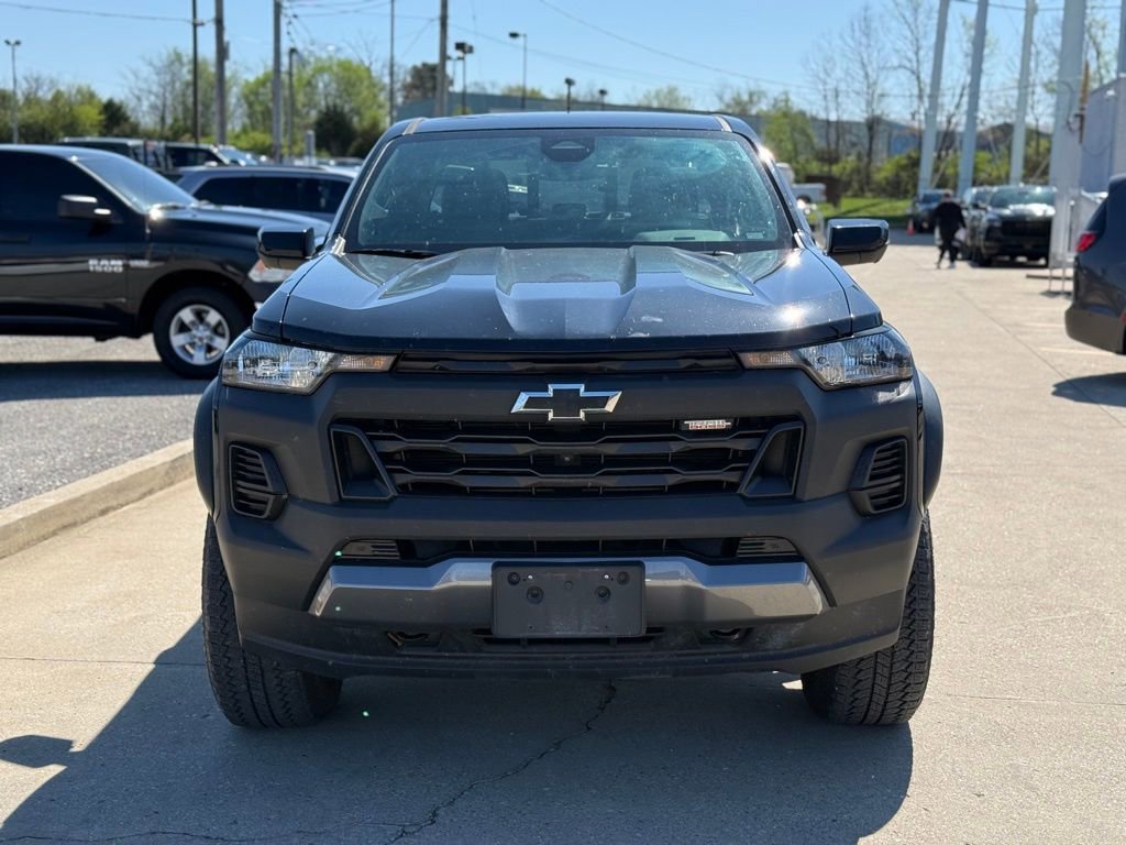 Used 2023 Chevrolet Colorado Trail Boss w/ Technology Package image 3