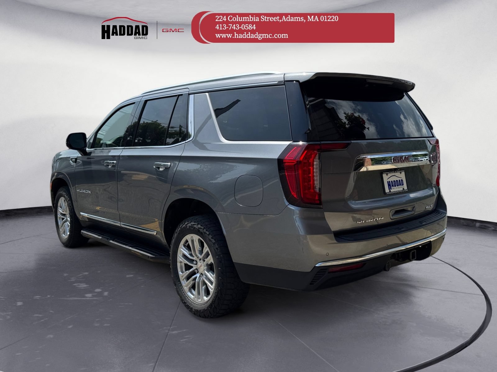Used 2021 GMC Yukon SLT w/ SLT Premium Package AWD/4WD image 6