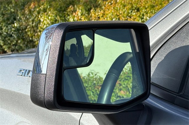 Used 2025 Chevrolet Silverado 1500 LT image 52