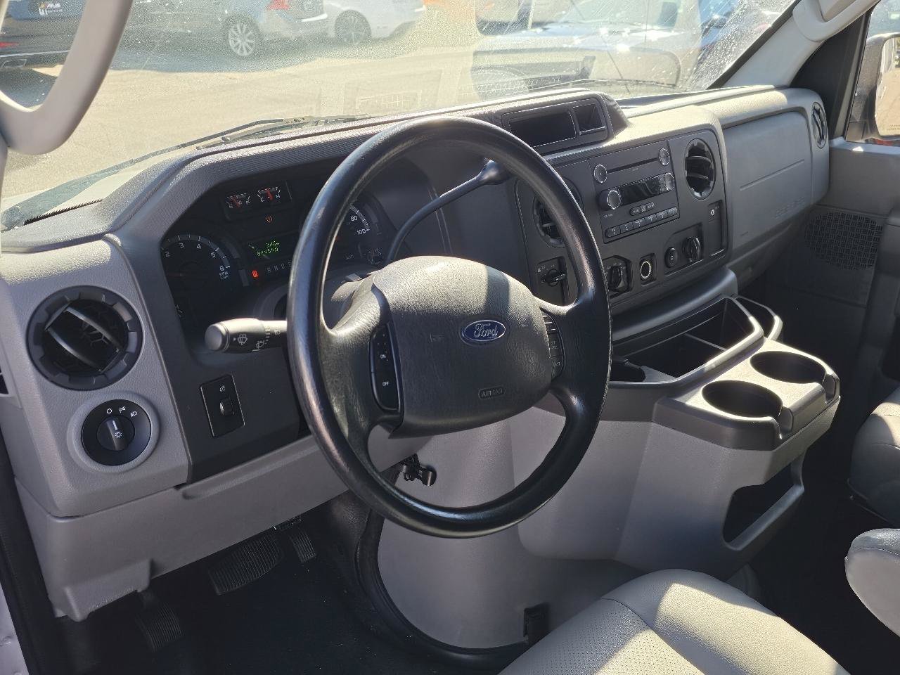 Used 2012 Ford E-250 and Econoline 250 w/ PWR Group RWD image 10